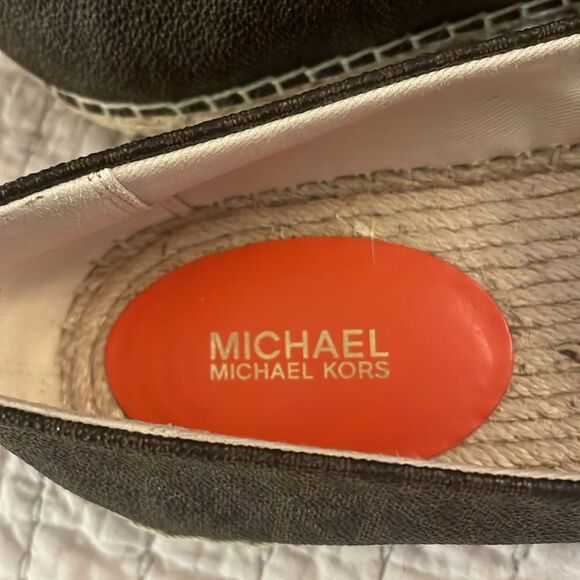 Michael Kors Palm Tree Espadrille Loafers Size 10 - Picture 3 of 11